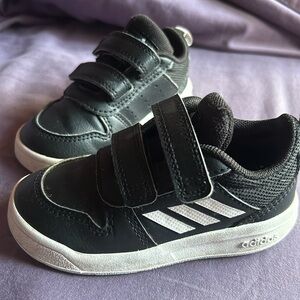 Adidas toddler shoe